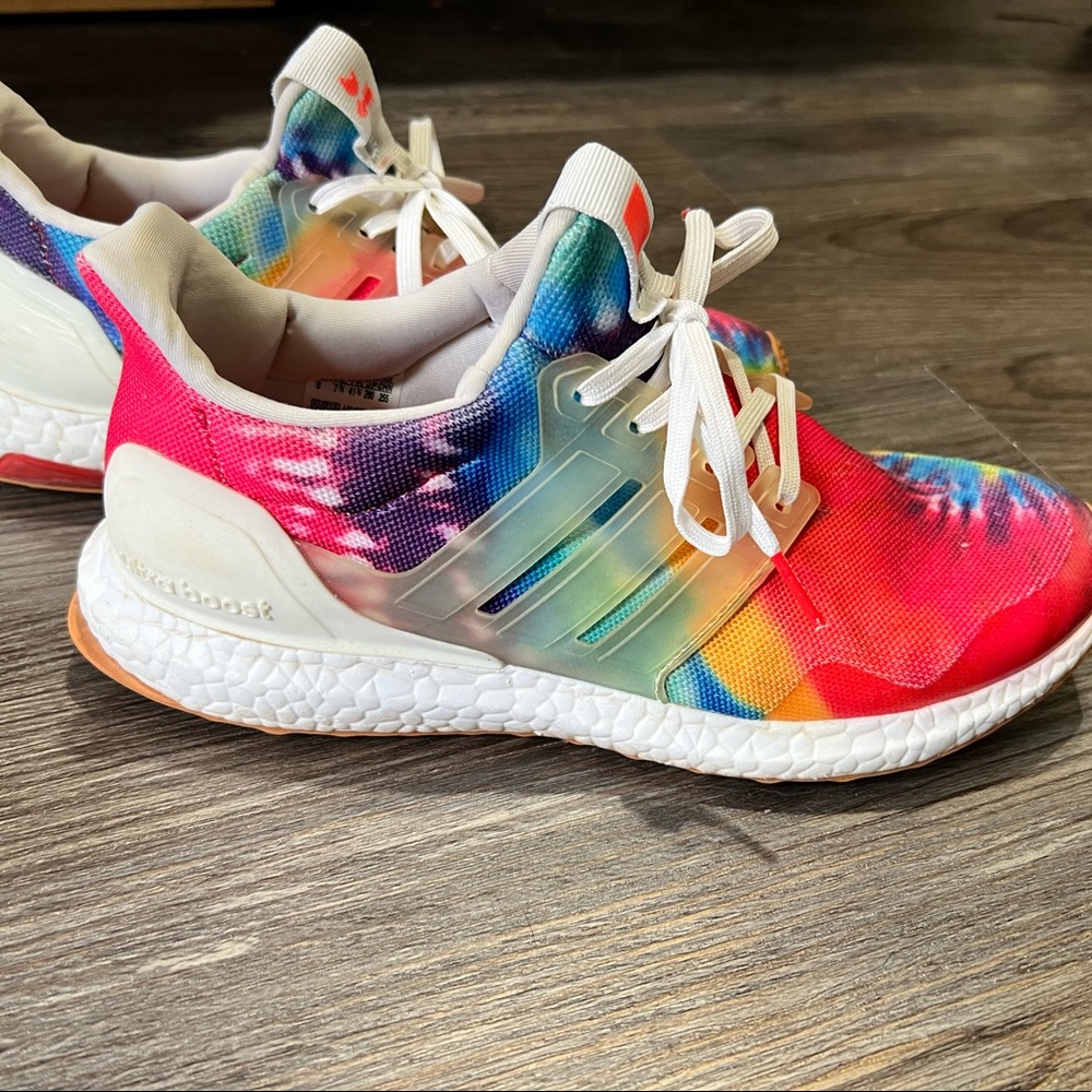Adidas UltraBoost Tie Dye Size 8